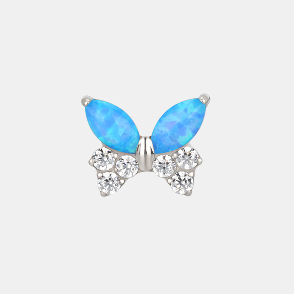 Kolczyk tytanowy srebrny w kształcie motylka z opalem i białymi cyrkoniami do piercingu helix, conch, tragus, lobe, upper lobe, flat helix – Body Blink
